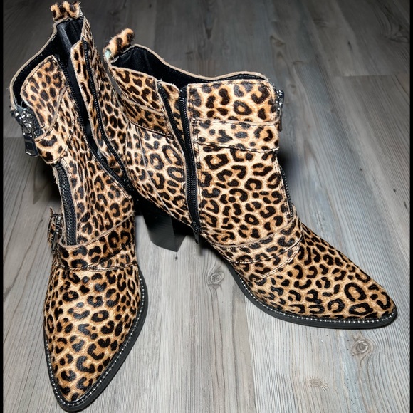 STEVE MADDEN Halle Leopard Bootie - Picture 3 of 4